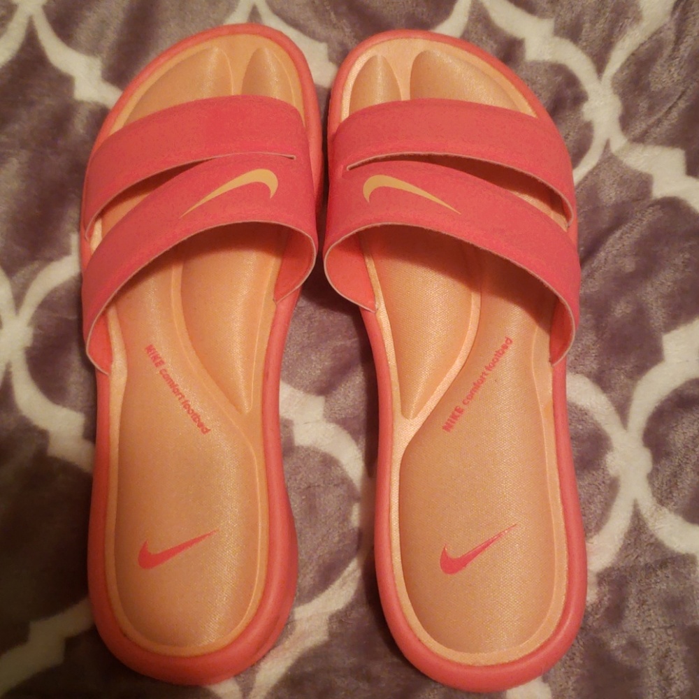 Nike sandals